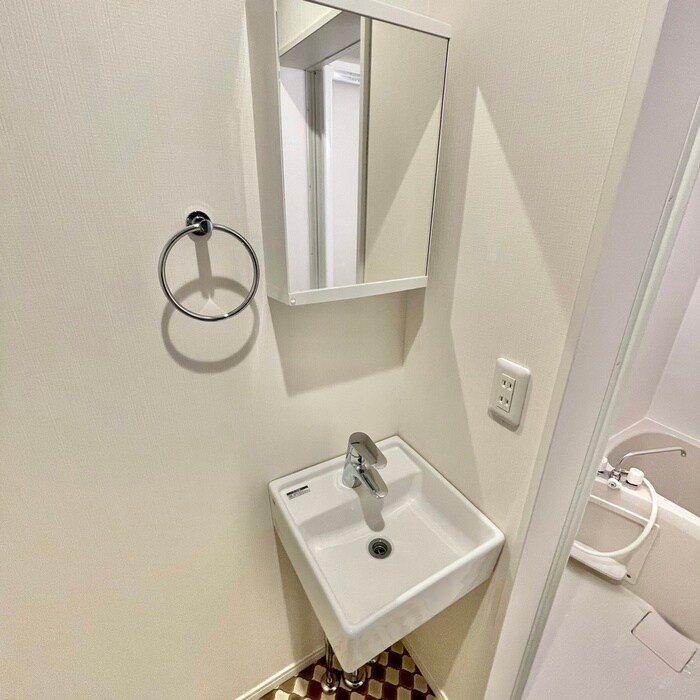 物件内観写真15　(洗面)