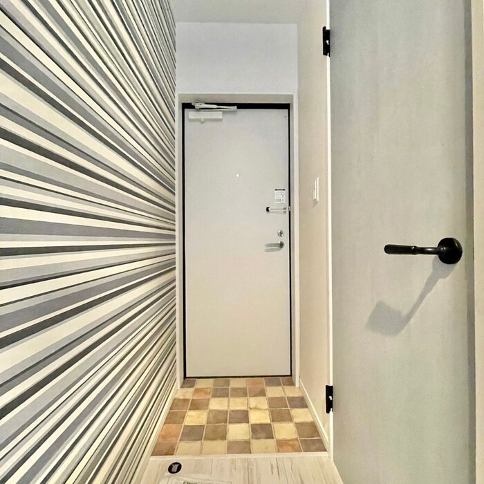 物件内観写真17　(玄関)