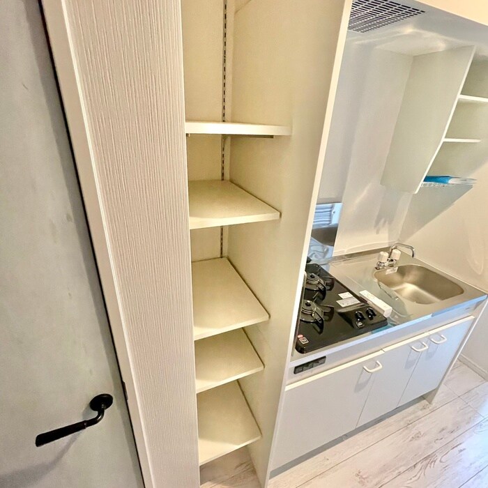 物件内観写真18　(収納)