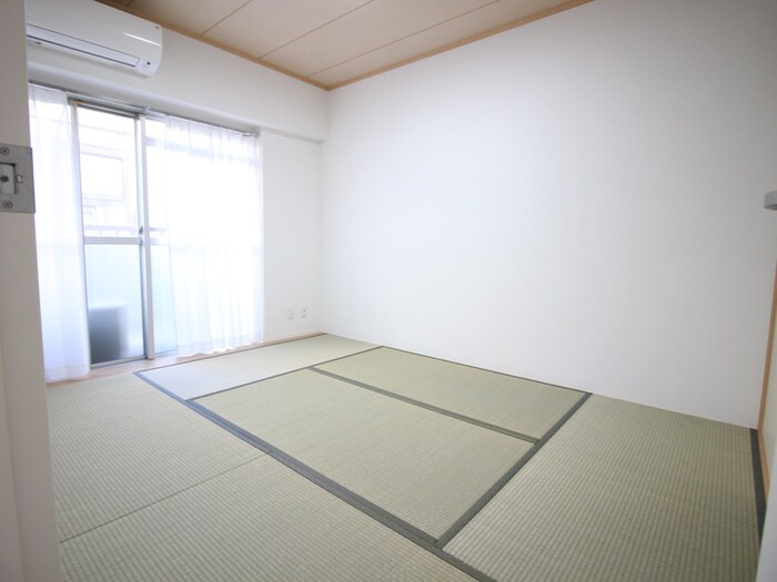 物件内観写真9　(居室)