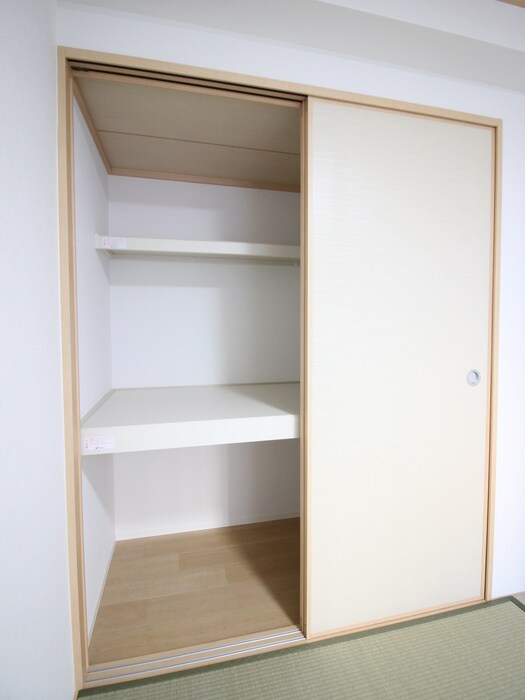 物件内観写真10　(収納)