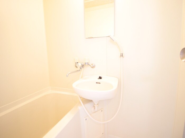 物件内観写真16　(洗面)