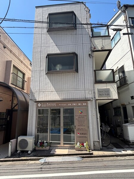 フォレスト・クレセル外観写真