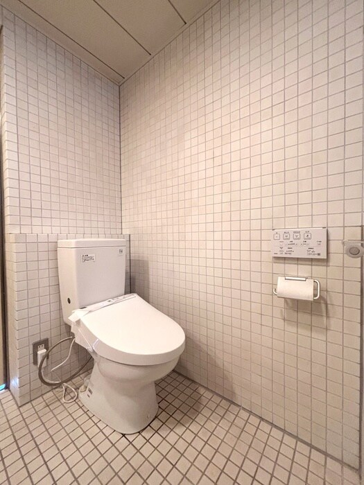 物件内観写真14　(トイレ)