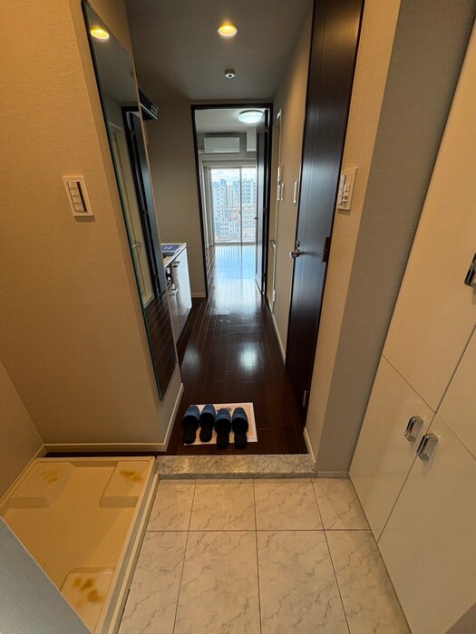 物件内観写真14　(廊下)