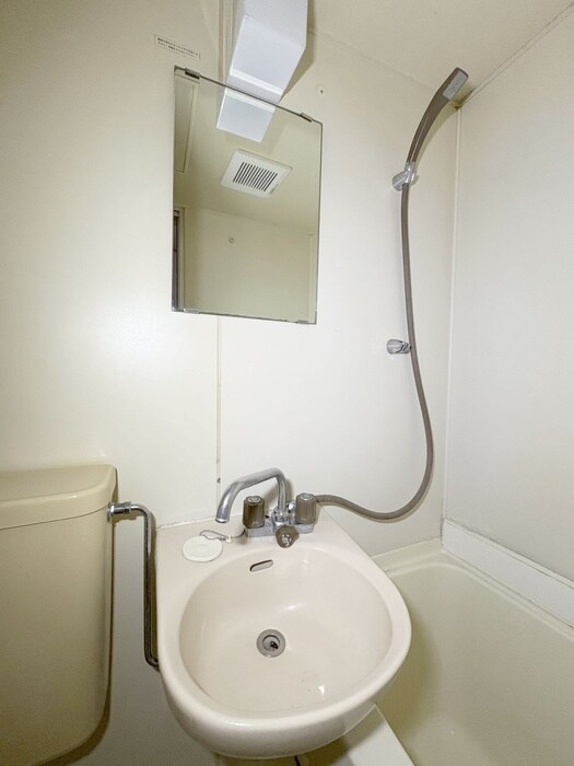 物件内観写真12　(洗面)