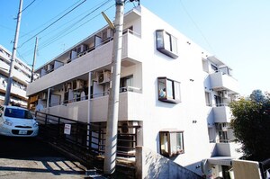 スカイコート生田（B105）外観写真