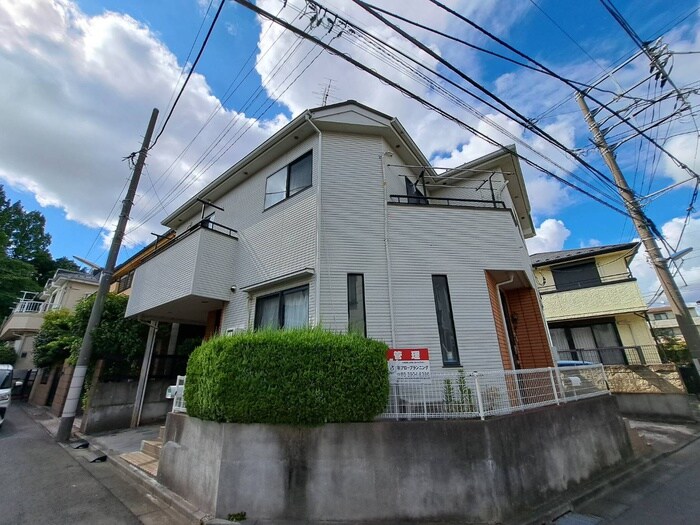 グレース・ドミールの物件外観写真