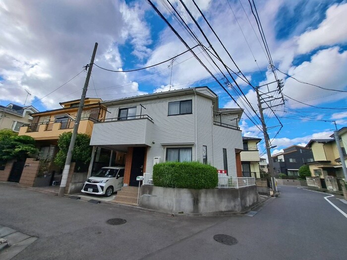 グレース・ドミールの物件外観写真