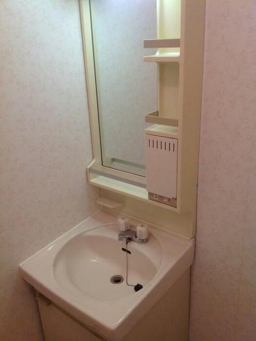 物件内観写真11　(洗面)