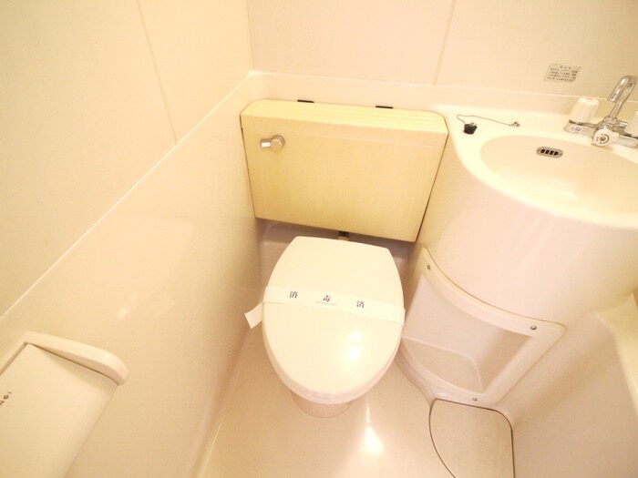 物件内観写真13　(トイレ)