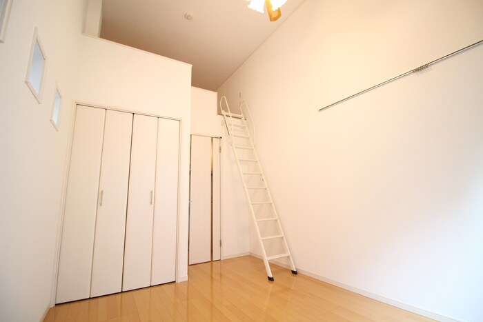 物件内観写真8　(居室)