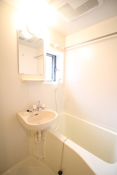 物件内観写真10　(バス／シャワールーム等)