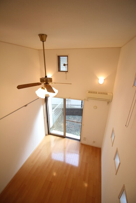 物件内観写真13　(居室)