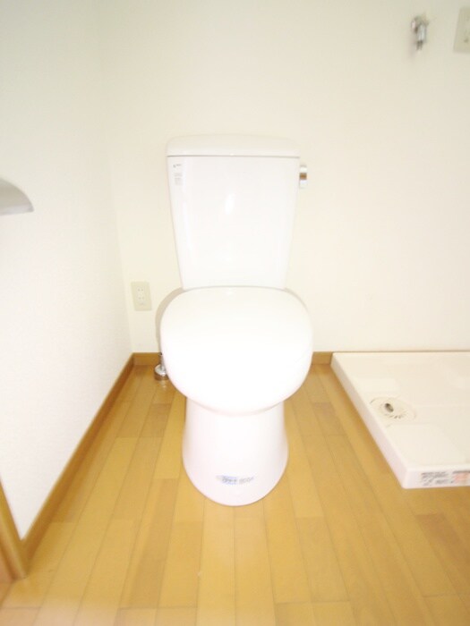 物件内観写真12　(トイレ)