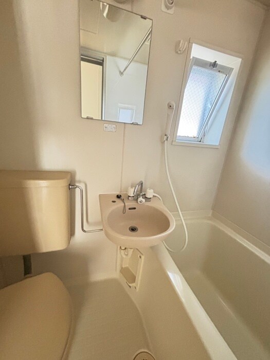 物件内観写真9　(洗面)