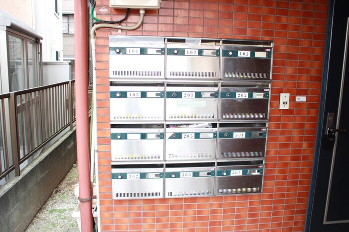 物件外観写真4　(建物設備)