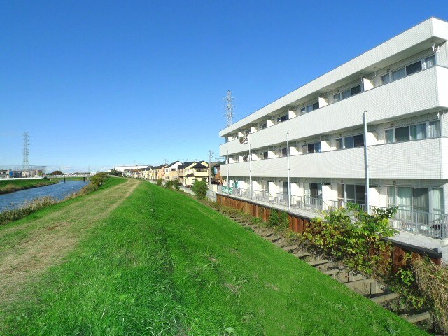 物件外観写真3　(その他)