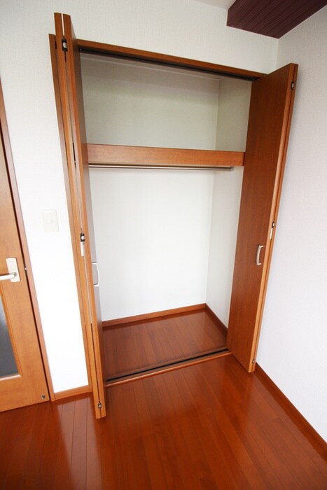 物件内観写真10　(収納)