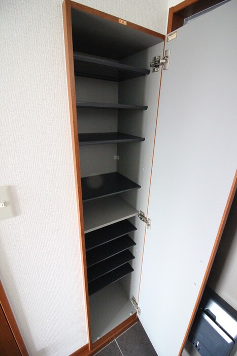 物件内観写真14　(靴箱)