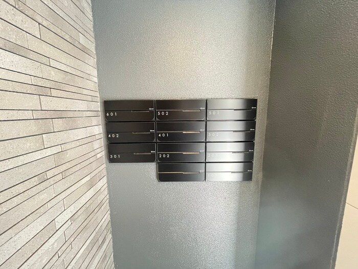 物件外観写真4　(建物設備)