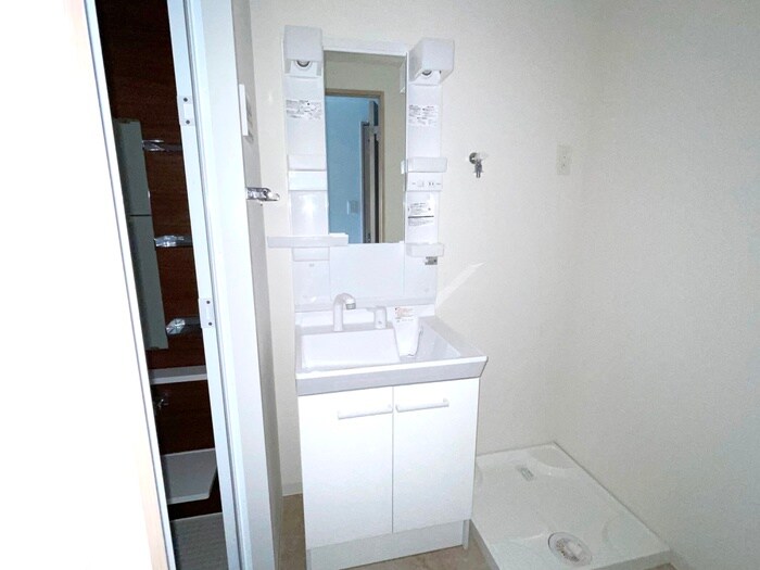 物件内観写真12　(洗面)