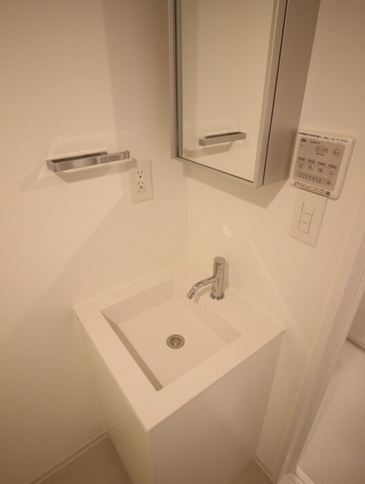 物件内観写真15　(洗面)