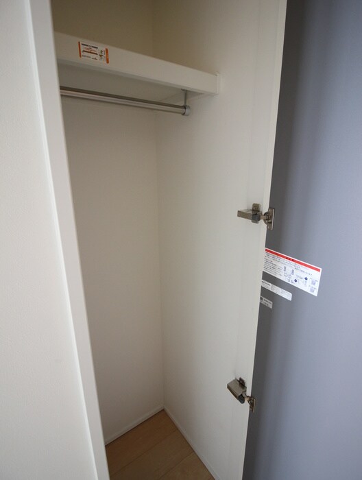 物件内観写真18　(収納)