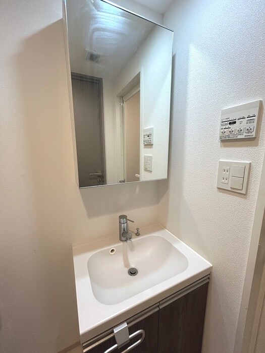 物件内観写真7　(洗面)