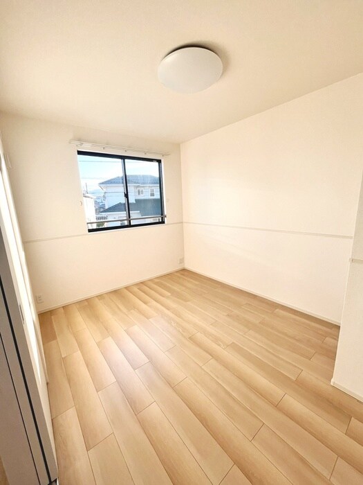 物件内観写真6　(居室)