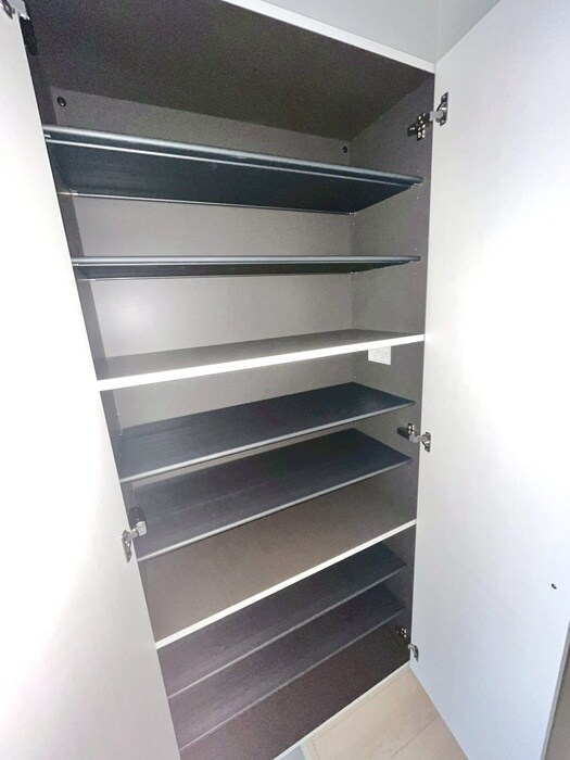 物件内観写真17　(靴箱)