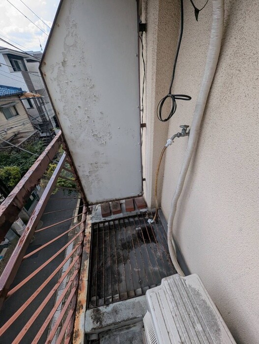 物件内観写真10　(洗濯機置場)