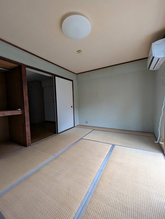 物件内観写真12　(居室)