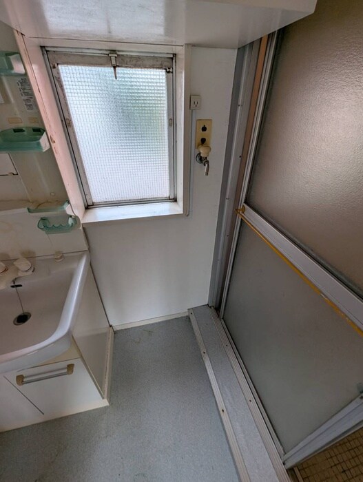 物件内観写真17　(洗濯機置場)