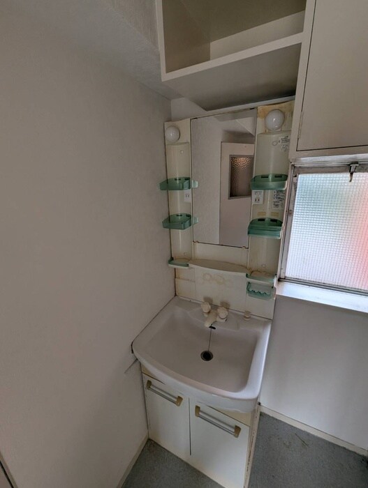 物件内観写真18　(洗面)