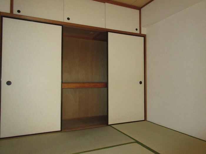 物件内観写真15　(居室)