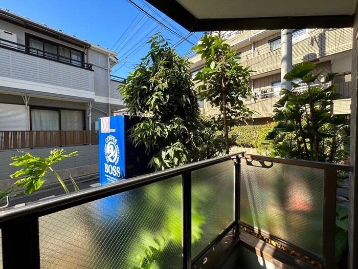 物件内観写真21　(室内からの展望)