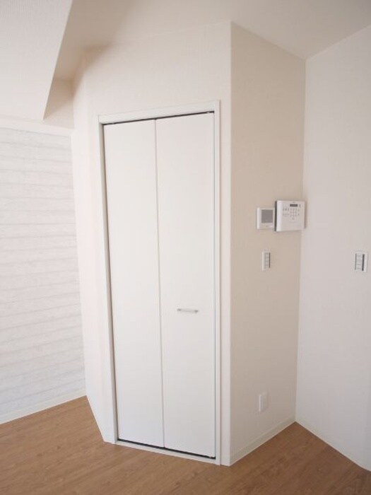 物件内観写真13　(収納)