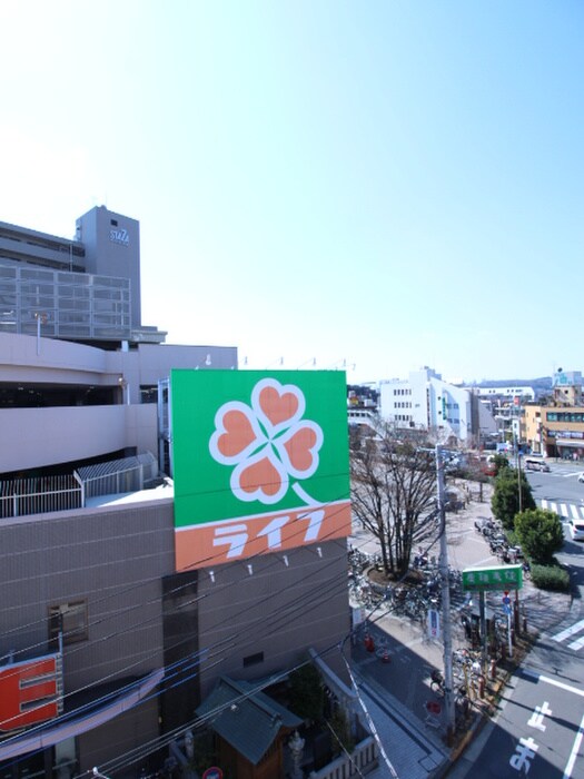 物件内観写真19　(室内からの展望)