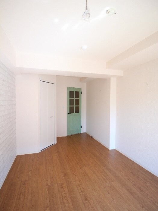 物件内観写真21　(居室)