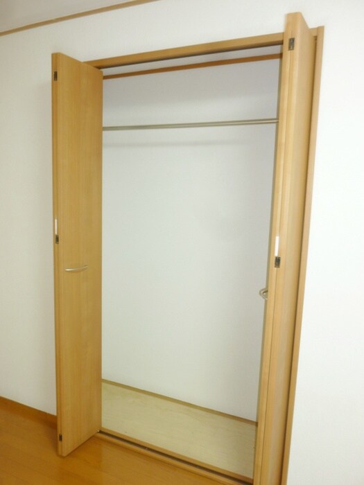 物件内観写真11　(収納)