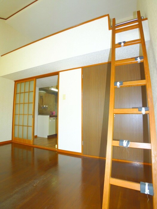 物件内観写真8　(居室)