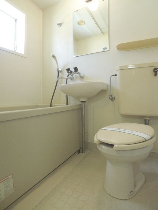 物件内観写真14　(バス／シャワールーム等)