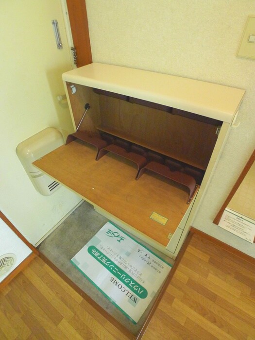 物件内観写真15　(靴箱)