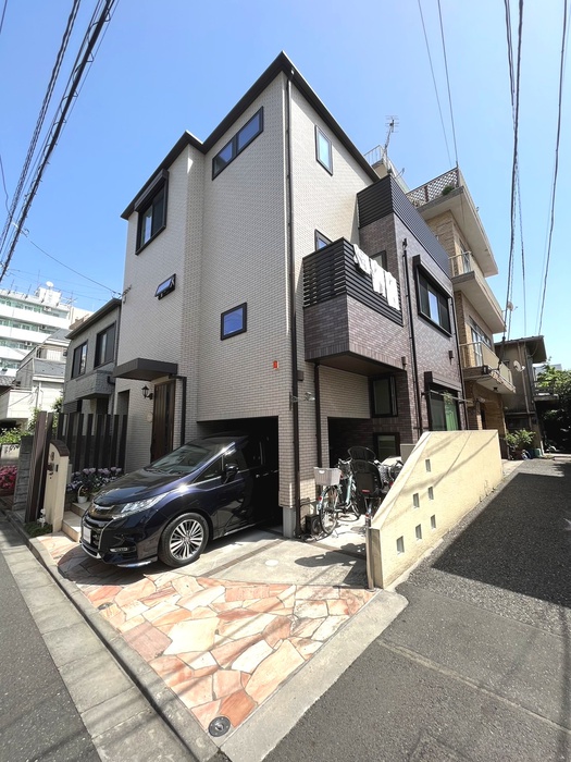 メゾン　ルボワ