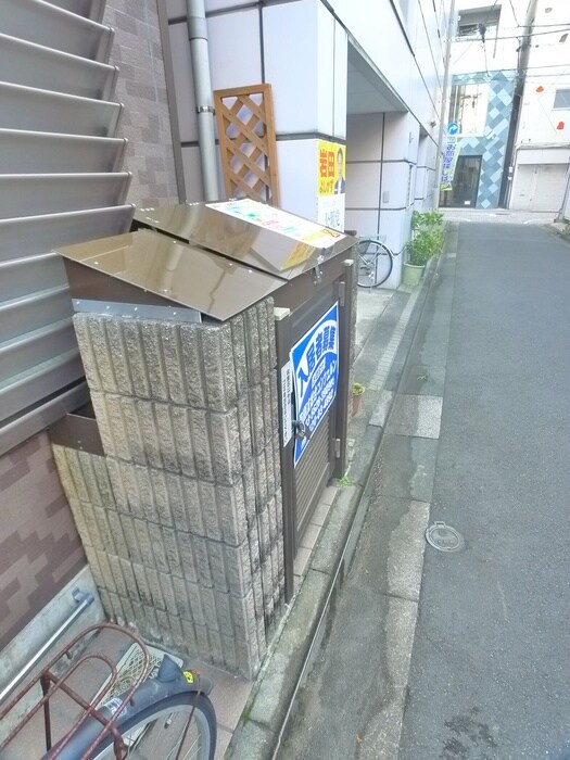 物件外観写真6　(建物設備)