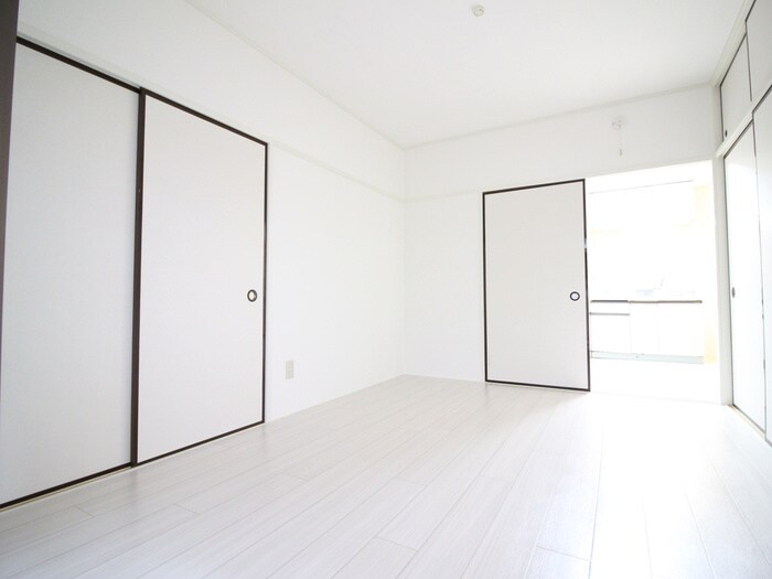 サングリ－ン南の居室