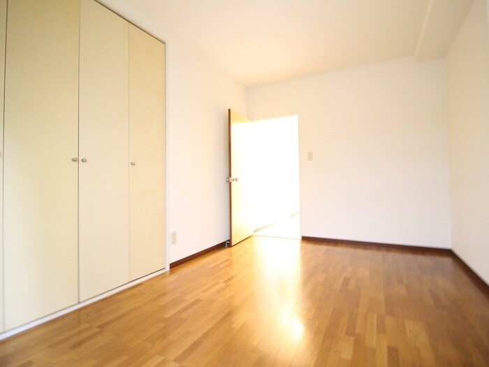 サングリ－ン南の居室