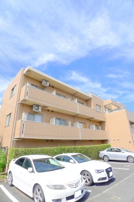 物件外観写真2　(駐車場)