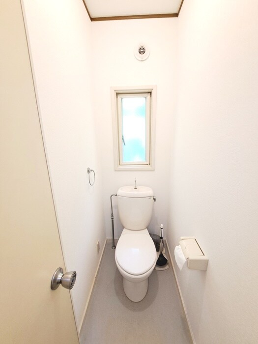 物件内観写真14　(トイレ)